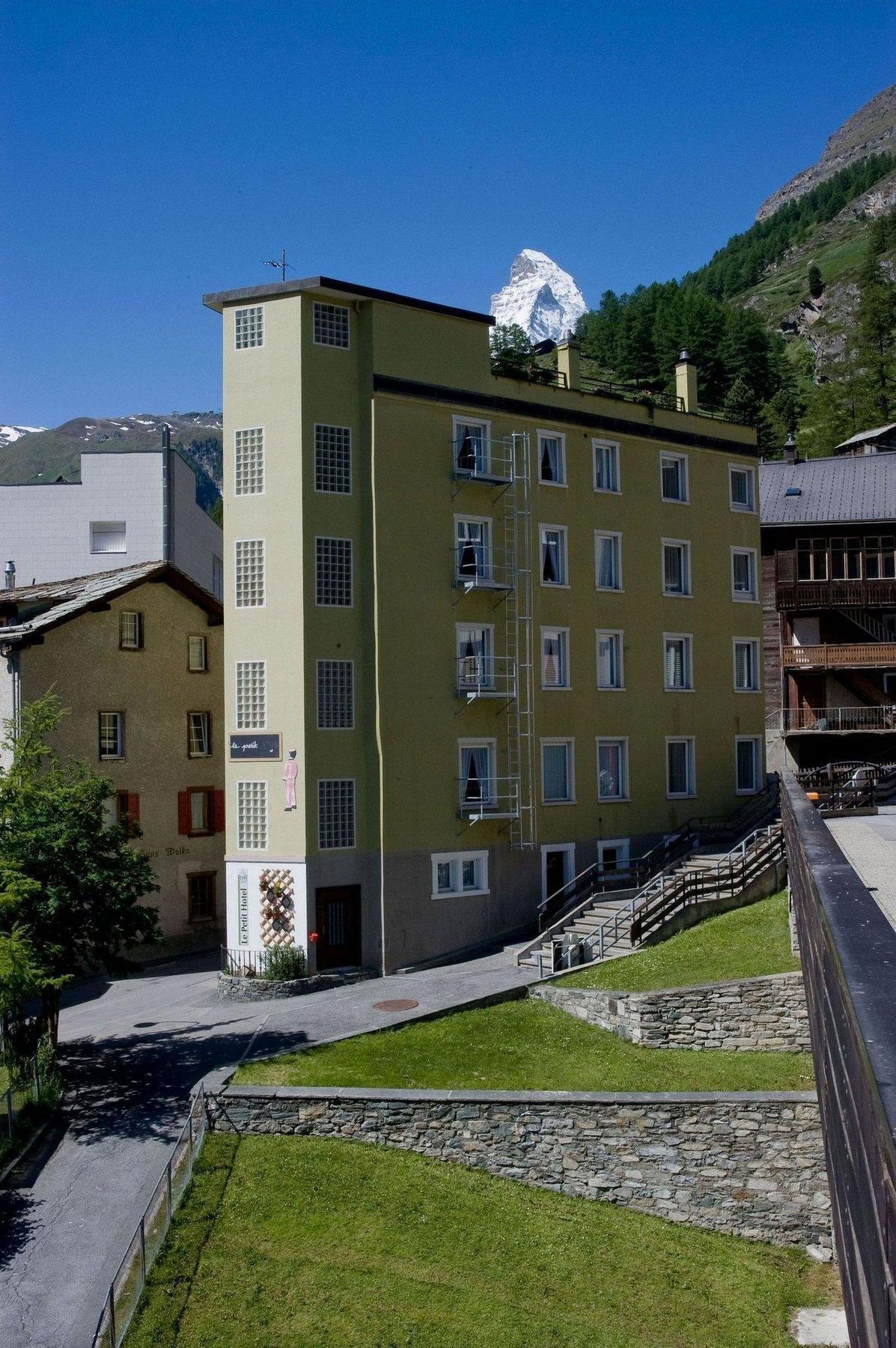 Le Petit Charme-Inn Zermatt Exterior photo